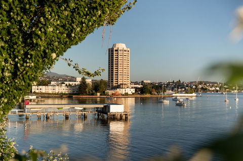 Wrest Point - Darwin Tourism 15