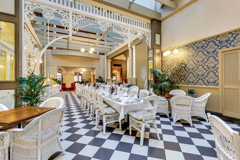 Hadley\'s Orient Hotel - Darwin Tourism 2