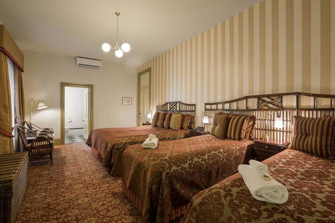 Hadley\'s Orient Hotel - Darwin Tourism 20