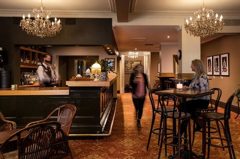 Hadley\'s Orient Hotel - Darwin Tourism 15