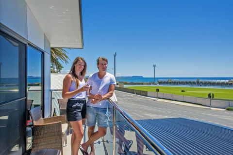 Burnie By The Bay Apartments - Darwin Tourism 0