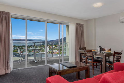 Bay View Villas - Darwin Tourism 21