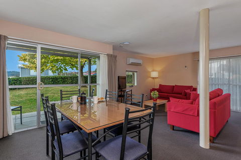 Bay View Villas - Darwin Tourism 10