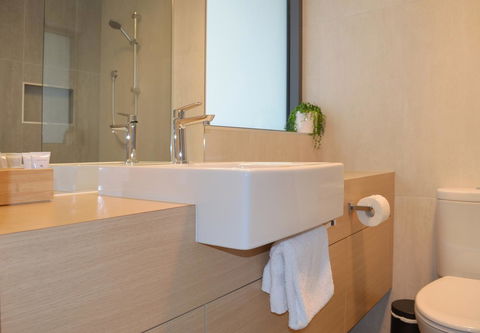 Kangaroo Bay Apartments - Darwin Tourism 5