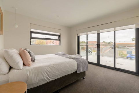 Kangaroo Bay Apartments - Darwin Tourism 28