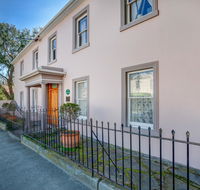 Maison del Mar - Darwin Tourism