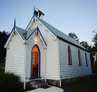 Old White Church Bed  Breakfast - Darwin Tourism