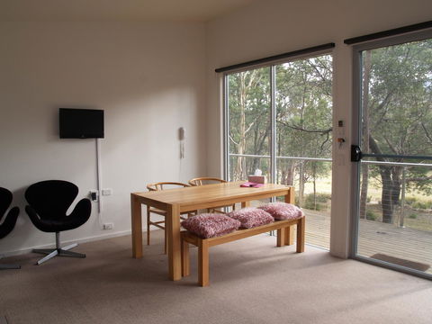 Craggy Peaks Wilderness Cabins - Darwin Tourism 5
