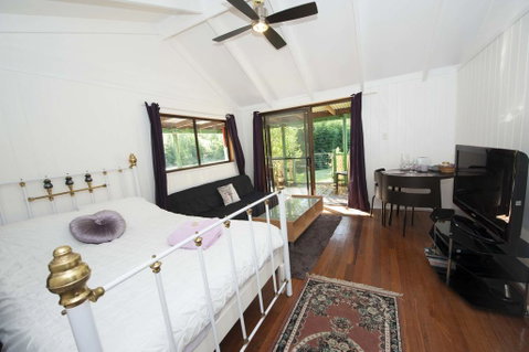 Nimbin Waterfall Retreat - Darwin Tourism 2
