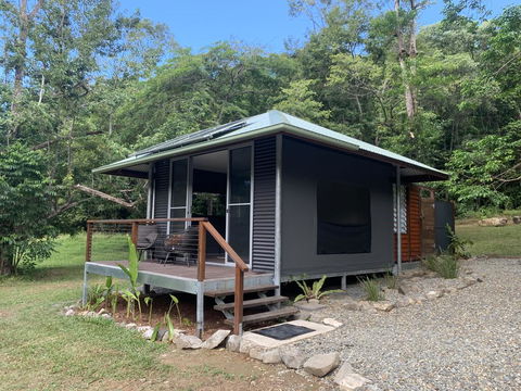 Noah Creek Eco Huts - Darwin Tourism 1