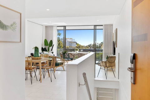 Noosa Heads Fabulous Two Bedrooms-Ocean Views! - Darwin Tourism 3