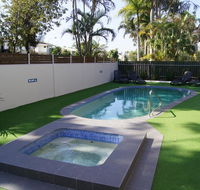 Noosa Parade Holiday Inn - Darwin Tourism