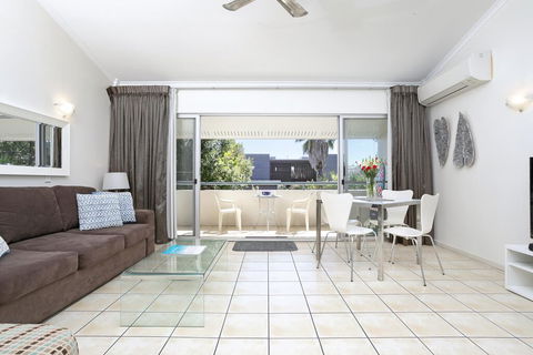 Noosa Retreat - Darwin Tourism 0