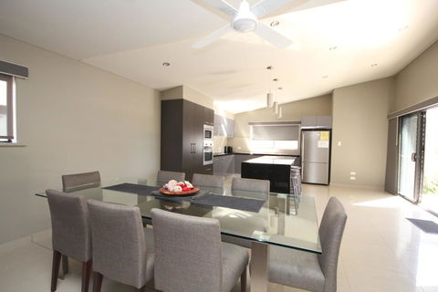 NORTHERN HAVEN-3/16 David Campbell St NH - Darwin Tourism 2
