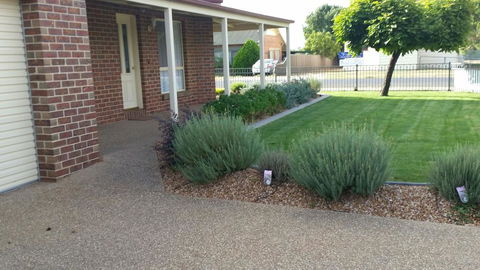 Numurkah Self Contained Apartments - The Mieklejohn - Darwin Tourism 3