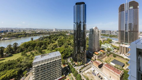 Oaks Brisbane On Margaret Suites - Darwin Tourism 2