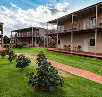 Oasis Newman - Darwin Tourism