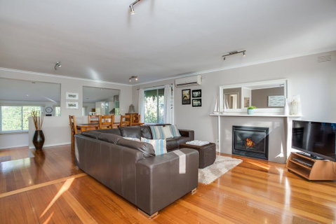 Orcades Beach House - Darwin Tourism 2