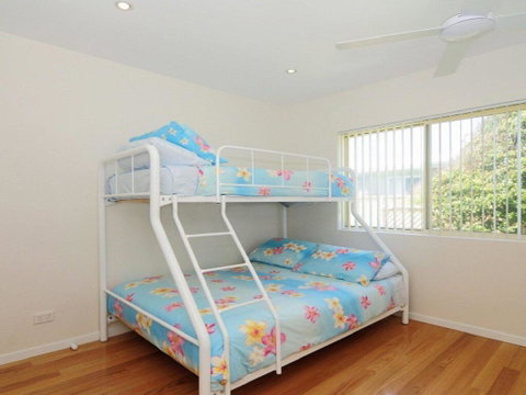 Pacific Views - Direct Access Onto Culburra Beach - Darwin Tourism 1