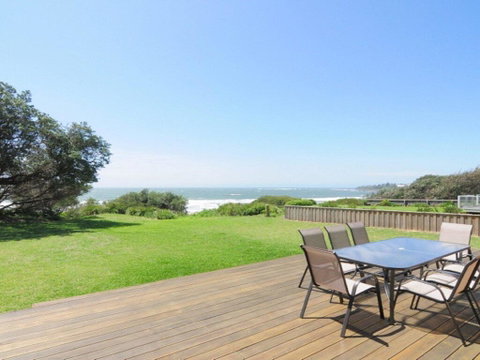 Pacific Views - Direct Access Onto Culburra Beach - Darwin Tourism 2