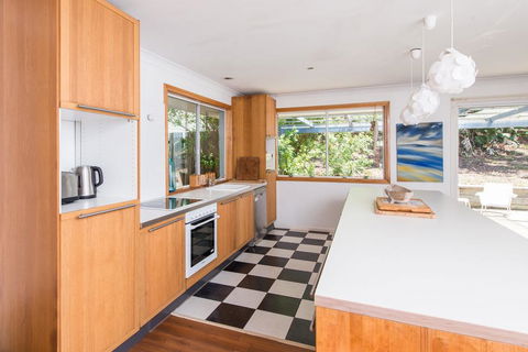 Palm Beachhouse - Darwin Tourism 2