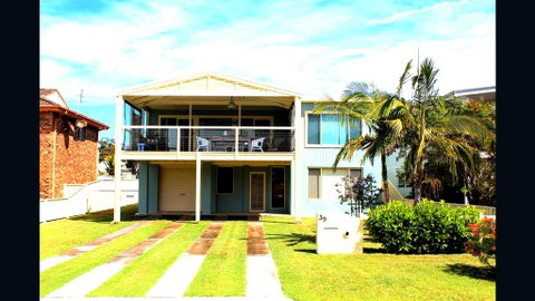 Paradise By The Beach - Darwin Tourism 0
