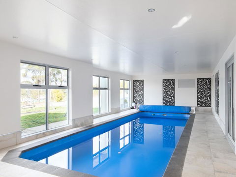 Paradise Point - Tamar Valley 14 Persons Residence With Pool - Darwin Tourism 2