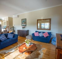Paula's Place 8 Ti Tree Close Robe - Darwin Tourism