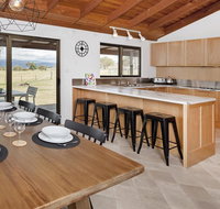 Peak View House - Darwin Tourism
