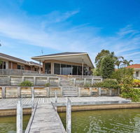 Pelican Brief - relaxing canal frontage - Darwin Tourism