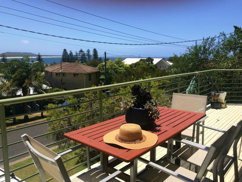 Pemberley, 30 Stewart Street - Darwin Tourism 1