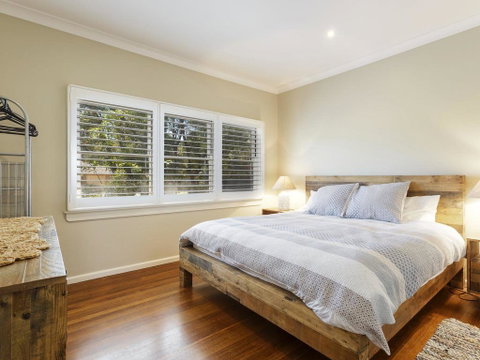 Pet Friendly - Summer Cottage - Darwin Tourism 1