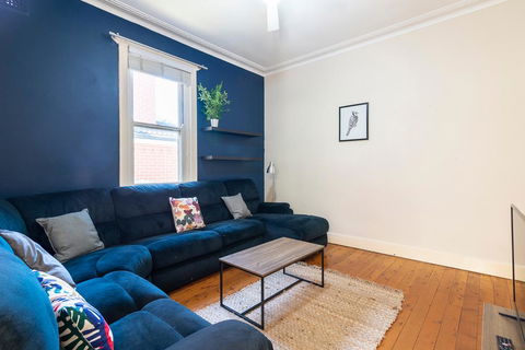 PET FRIENDLY FAMILY HOME WILLOUGHBY - Darwin Tourism 0