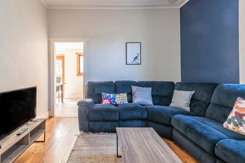 PET FRIENDLY FAMILY HOME WILLOUGHBY - Darwin Tourism 3