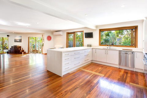 POINT LEO BEACH HOUSE - POINT LEO - Darwin Tourism 2