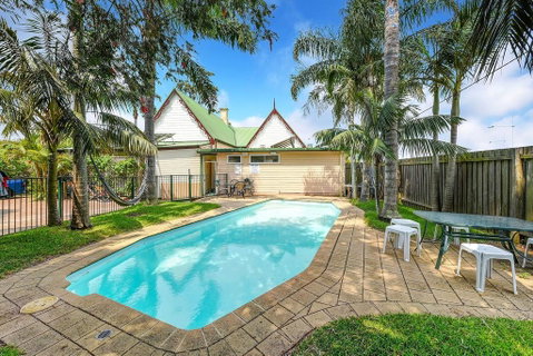 Port Macquarie Backpackers - Darwin Tourism 3