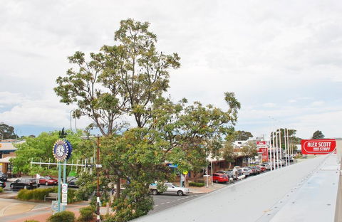 POSITION PERFECT CENTRAL INVERLOCH - Darwin Tourism 2