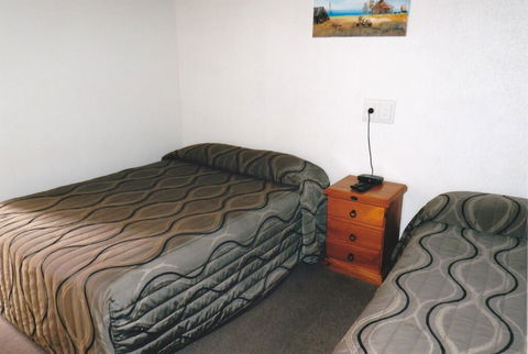 PRECINCT HOTEL GLADSTONE - Darwin Tourism 2