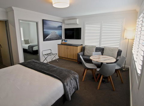 Quays Hotel - Darwin Tourism 2