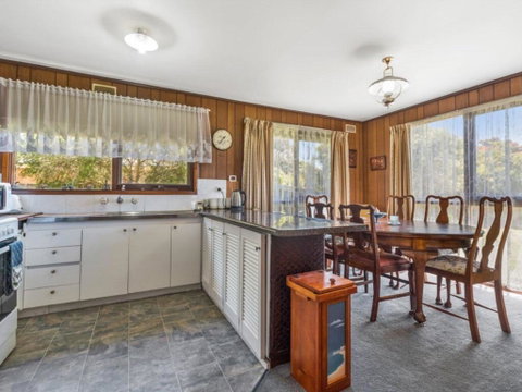 Raymond Cottage - Darwin Tourism 3
