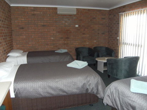 Regency Court Motel - Darwin Tourism 2