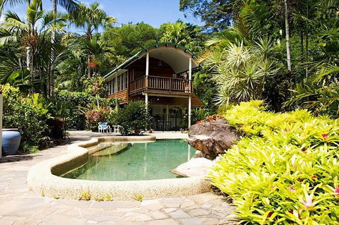 Rocky Point Retreat - Darwin Tourism 3