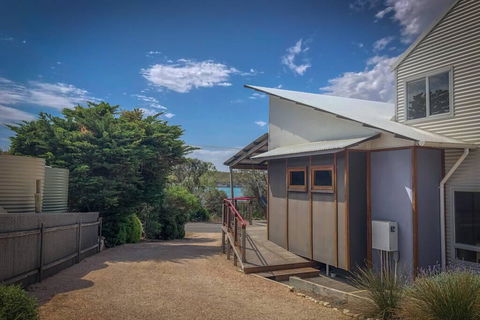 Samphire Beach House - Darwin Tourism 2