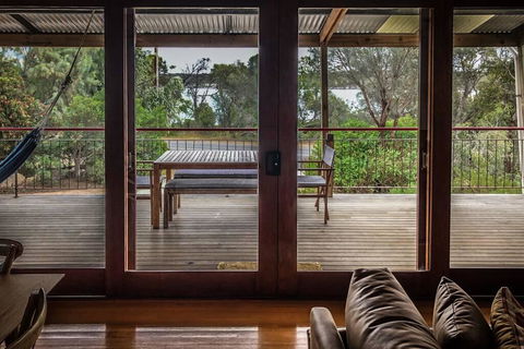 Samphire Beach House - Darwin Tourism 0
