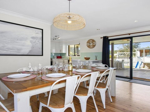 Sand Dunes - House And Cabin Accommodation - Darwin Tourism 1