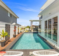 SEA SHELLS ON SEASIDE - Darwin Tourism