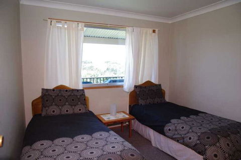 Sea View, 3 Hodgson Street - Darwin Tourism 2