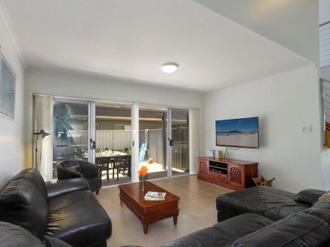 Seachange Townhouse 4 - Darwin Tourism 0