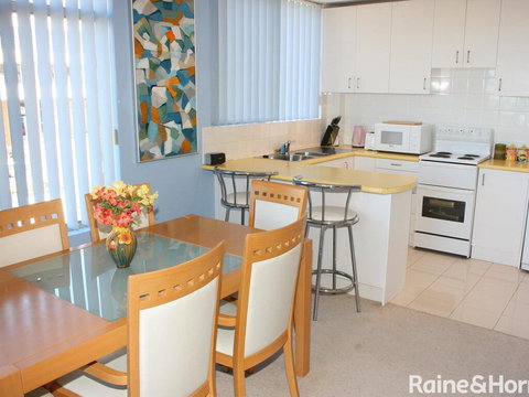 Seaview #2 - 2/171 Avoca Drive - Darwin Tourism 2