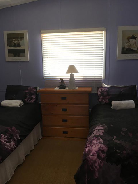 Serenity On Stanthorpe - Darwin Tourism 1